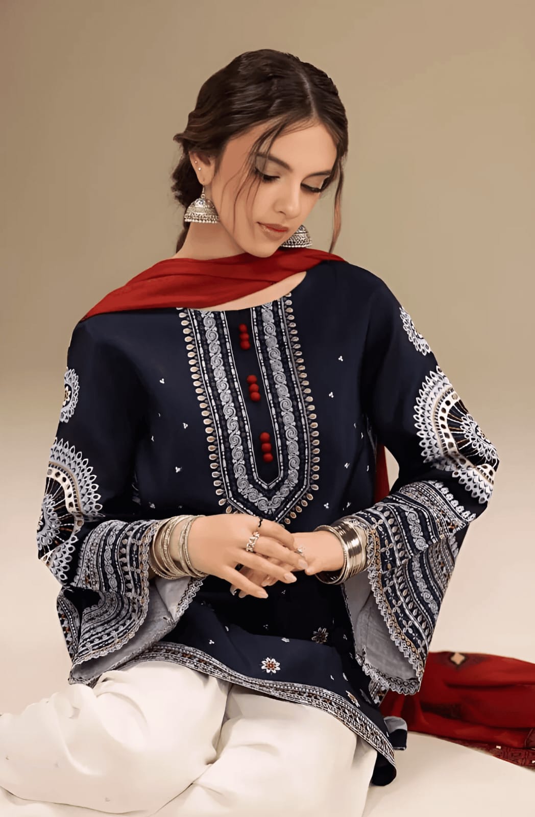 Midnight Elegance Embroidered 3-Piece Lawn Suit – Navy Blue & Ivory